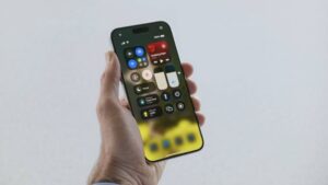 Control Center iOS 18